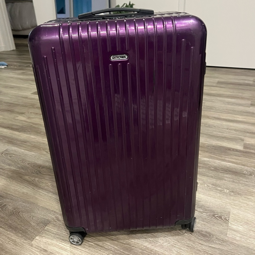 Purple Rimowa Salsa Air 29 inch